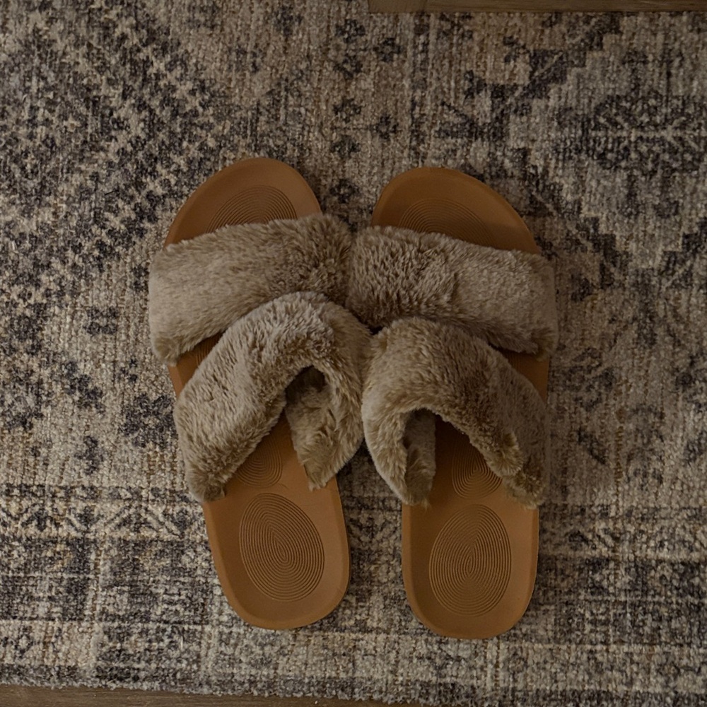 Cozy Tan Fur Slide Sandals